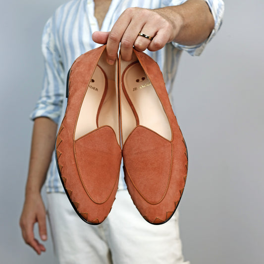 Smoking Slipper | The Great White