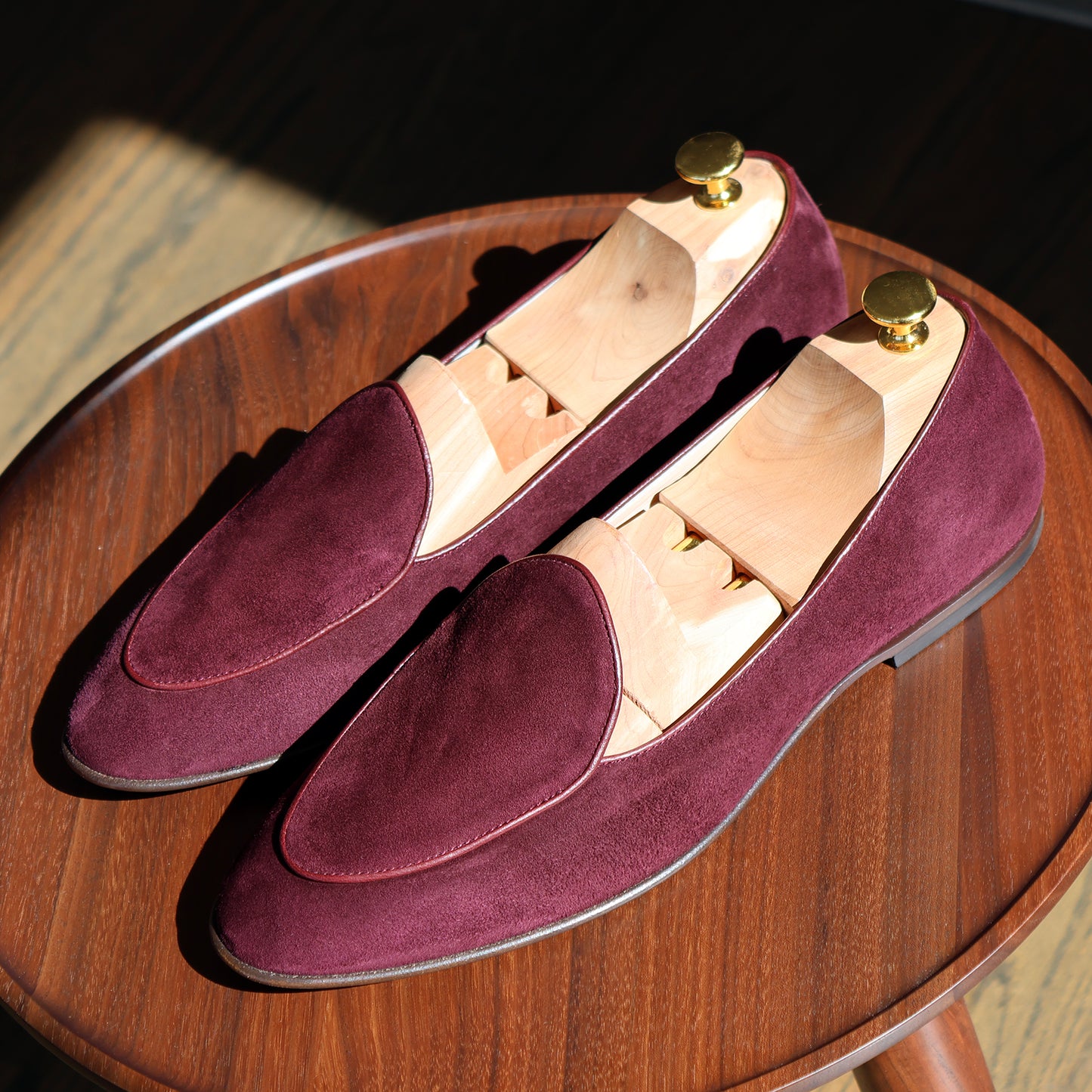 Bordeaux burgundy Venetian loafers by JB Ander, featuring supple suede, minimalist slip-on design, and polished Italian craftsmanship.