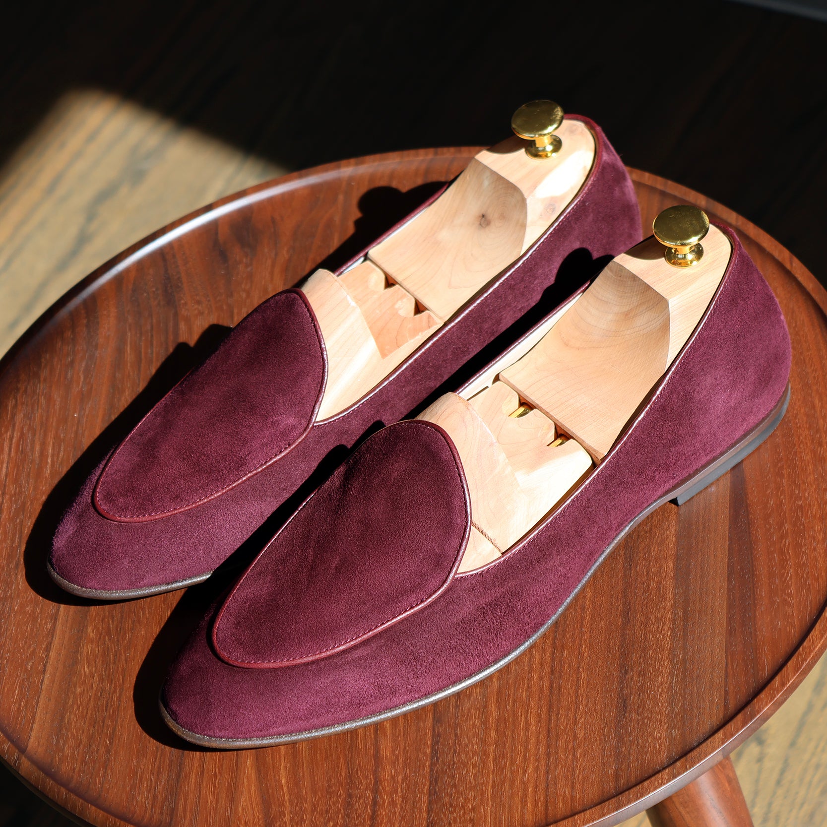 Bordeaux burgundy Venetian loafers by JB Ander, featuring supple suede, minimalist slip-on design, and polished Italian craftsmanship.